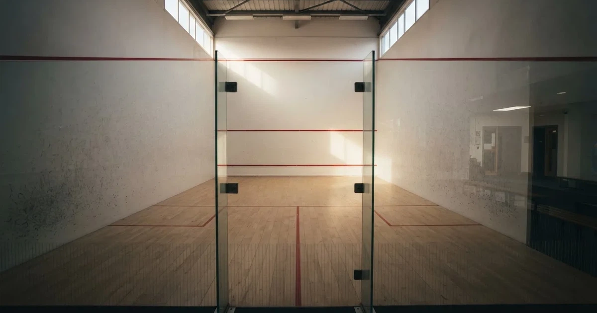 Zakłady sportowe na squasha 2026 — licencja, rynki, marża